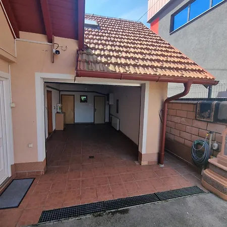 Alejna Willa Gradacac